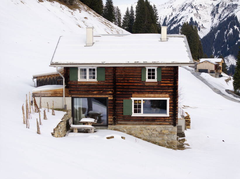 Cavigelli_Graubünden_Ferienhaus_1.jpg